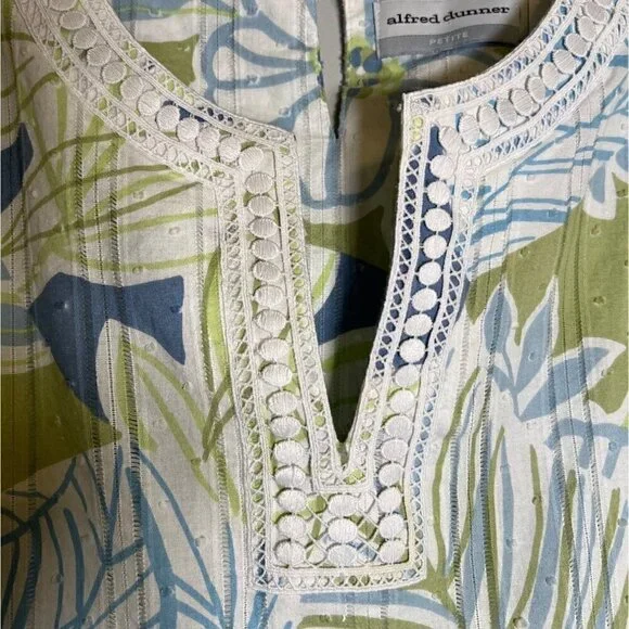 𝅺ALFRED Dunner Women's Top Floral Pattern with Lace Size 14 Petite - Picture 4 of 12